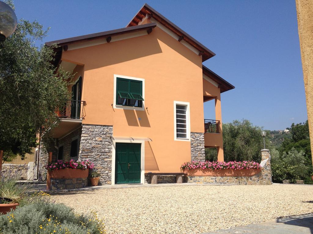 Agriturismo Gli Ulivi Garlenda Δωμάτιο φωτογραφία